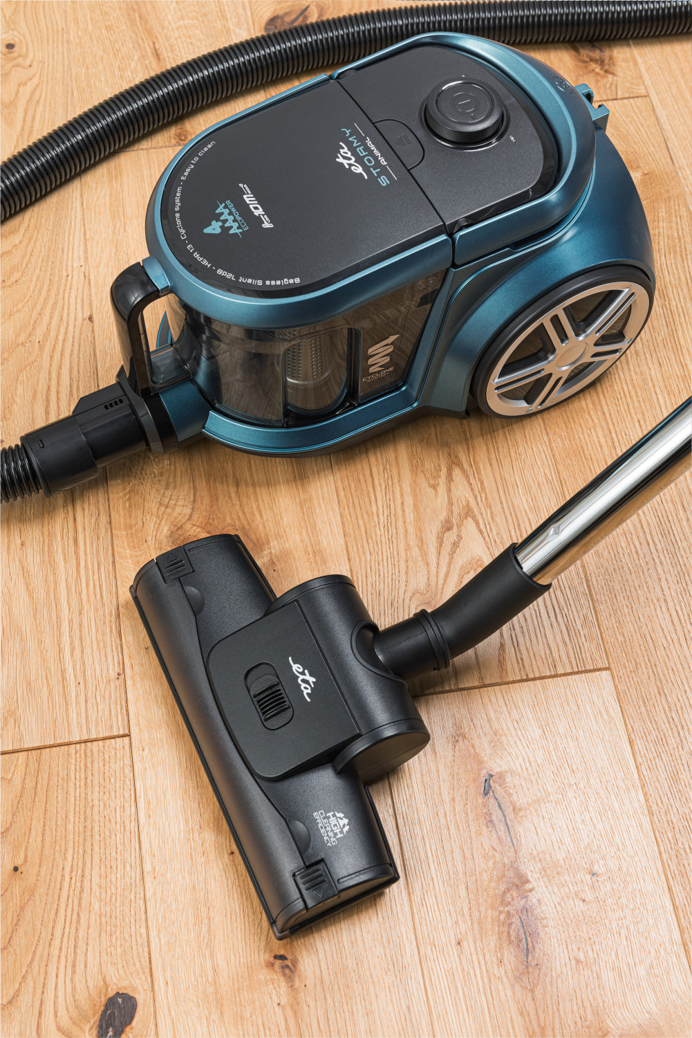 ETA | Vacuum cleaner | Stormy ETA251790000 | Bagless | Power 700 W | Dust capacity 2.2 L | Blue