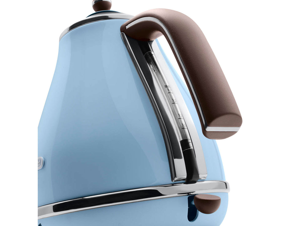 Delonghi | Kettle | KBOV 2001.AZ | Standard | 2000 W | 1.7 L | Stainless steel | 360° rotational base | Azure