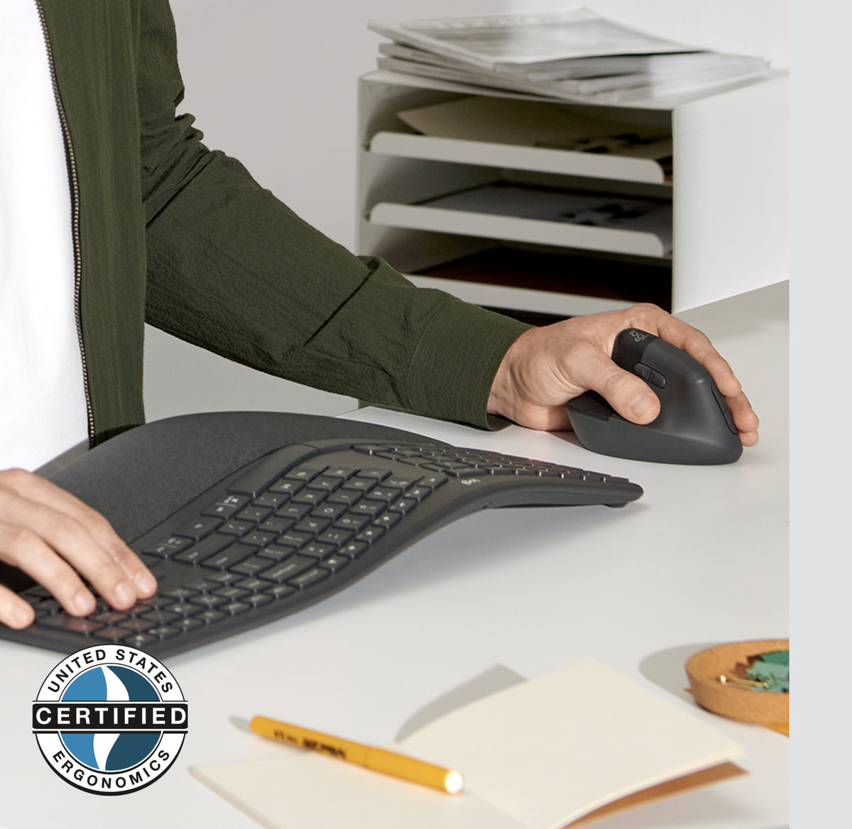 Logitech Lift Vertical Left for Business Belaidė pelė RF Wireless + Bluetooth, 4000 DPI, Graphite