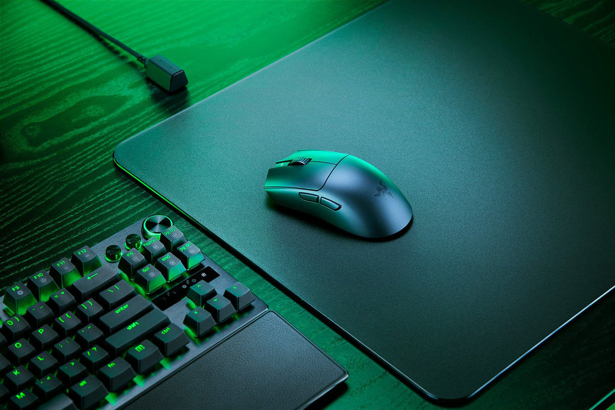 Razer Viper V3 Pro Belaidė žaidimų pelė RF Wireless + USB-C, 35000 DPI, Juoda