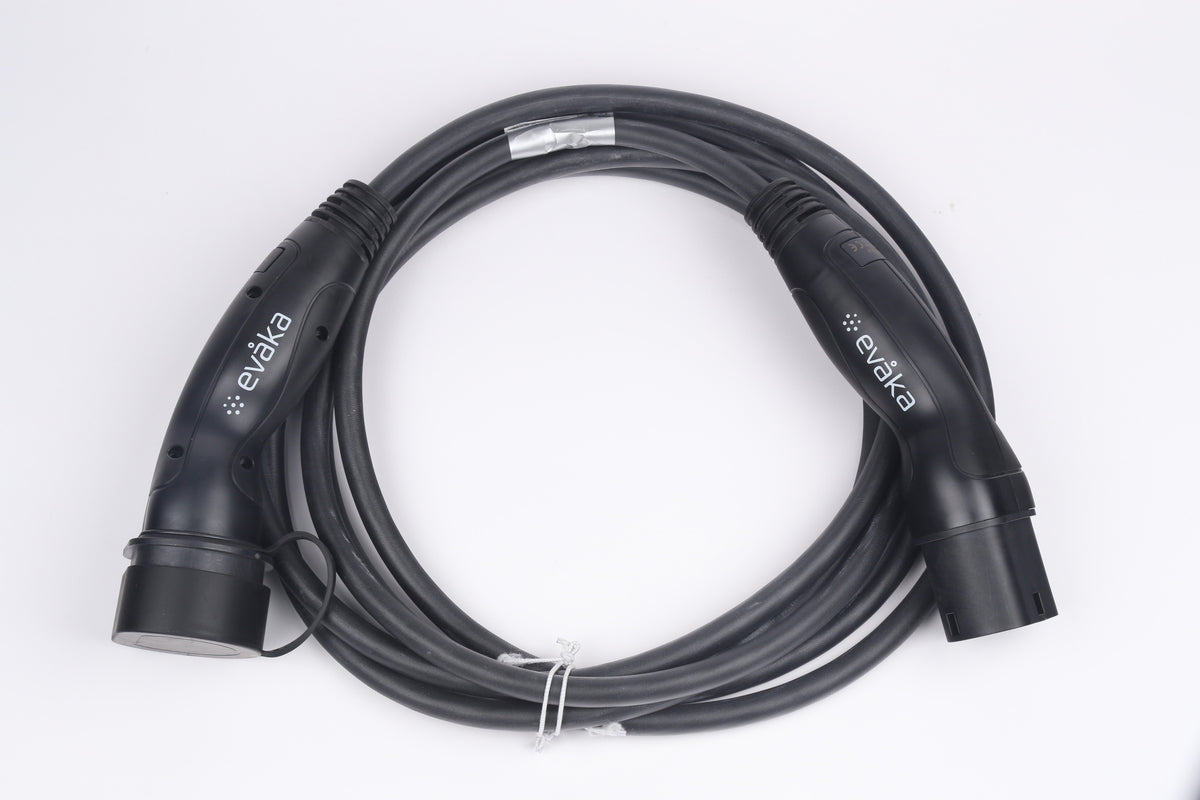 Evaka EV Charging Cable Type 2-Type 2, 22 kW, 32 A, 5 x 6 mm2, 1 x 0.5 mm2, 5 m | ITGAM3871 | Black