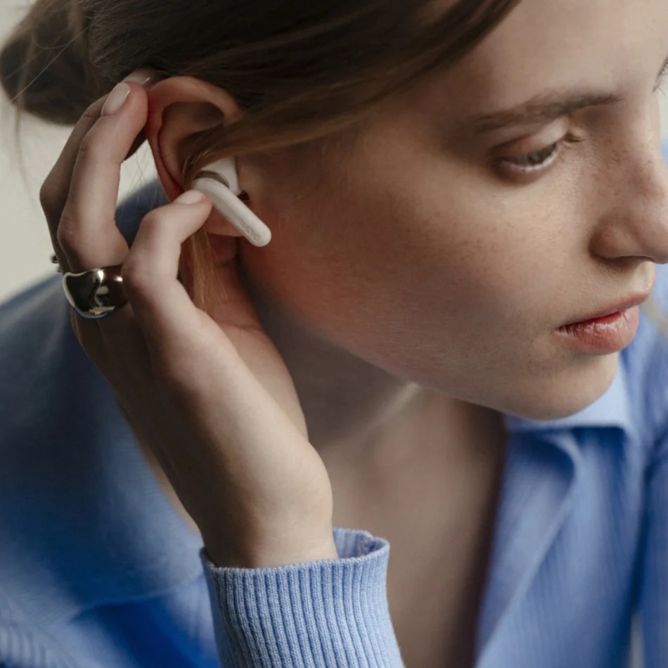 Sudio Earbuds | E4 Pro | Bluetooth | In-ear | Microphone | Cloud White | Noise canceling | Noise reduction