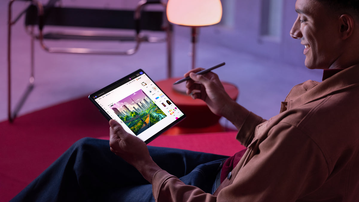 Lenovo | Yoga Tab Plus Wi-Fi (without power adapter) | ZAEG0018NL | 12.7 " | Tidal Teal | LTPS | 2944 x 1840 pixels | Qualcomm | Snapdragon 8 Gen 3 Mobile Platform | 16 GB | Soldered LPDDR5x | 256 GB | Wi-Fi | Front camera | 13 MP | Rear camera | 13 MP |
