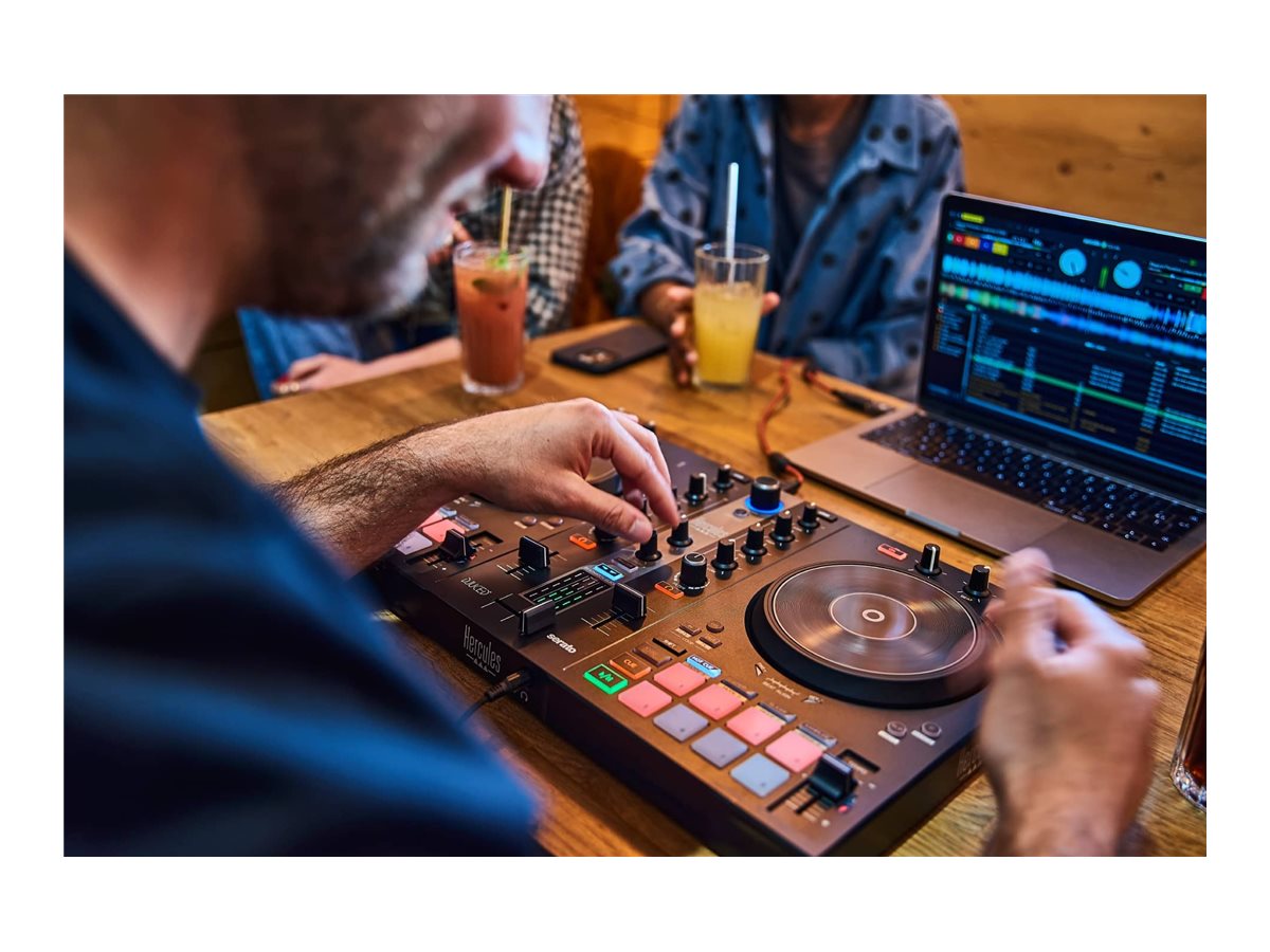 Hercules | DJ controller | DJ Essentials Kit | Speakers | USB connectivity