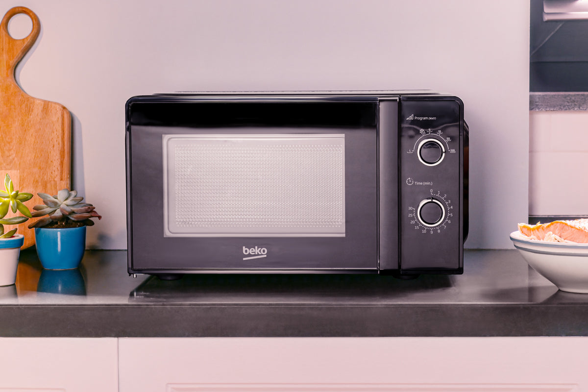 BEKO Microwave MOC20100BFB, 700W, 20L, 900W, Black