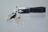 SanDisk Ultra Flair USB atmintinė 64GB, USB-A 3.0, Juoda/Sidabrinė