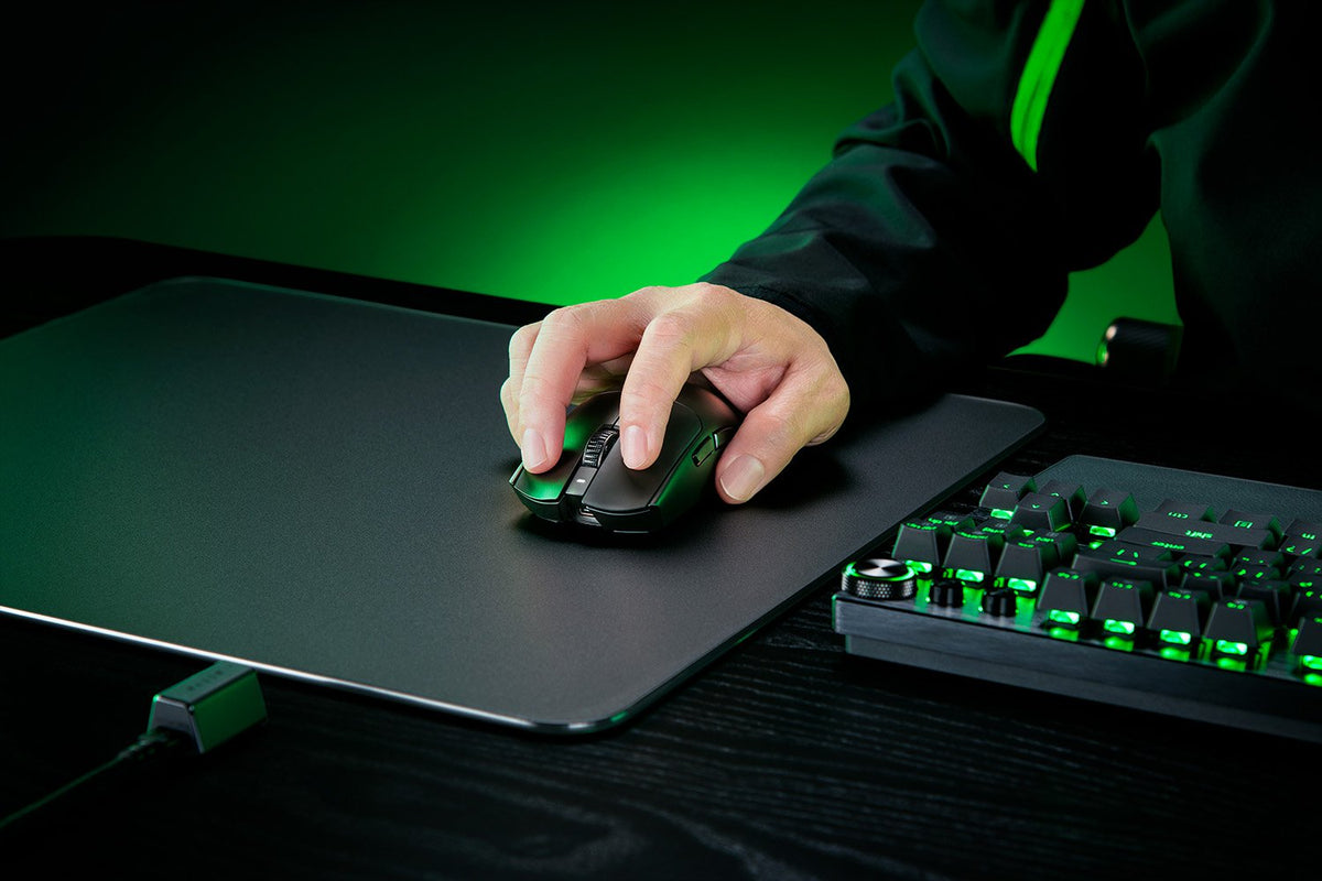 Razer Viper V3 Pro Belaidė žaidimų pelė RF Wireless + USB-C, 35000 DPI, Juoda