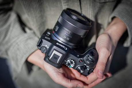 Canon | EOS R8 Body + RF 24-50mm F4.5-6.3 IS STM (AIP) | Megapixel 24.2 MP | Image stabilizer | ISO sensitivity (max) 102400 | Display diagonal 3 " | Wi-Fi | Video recording | Automatic, manual | CMOS