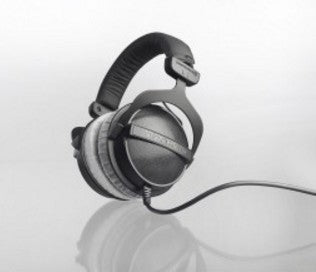 Beyerdynamic | Reference headphones | DT 770 PRO | Wired | On-Ear | Black