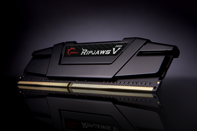 G.Skill | Ripjaws V | 16 Kit (8GBx2) GB | DDR4 | 3200 MHz | PC/server | Registered No | ECC No