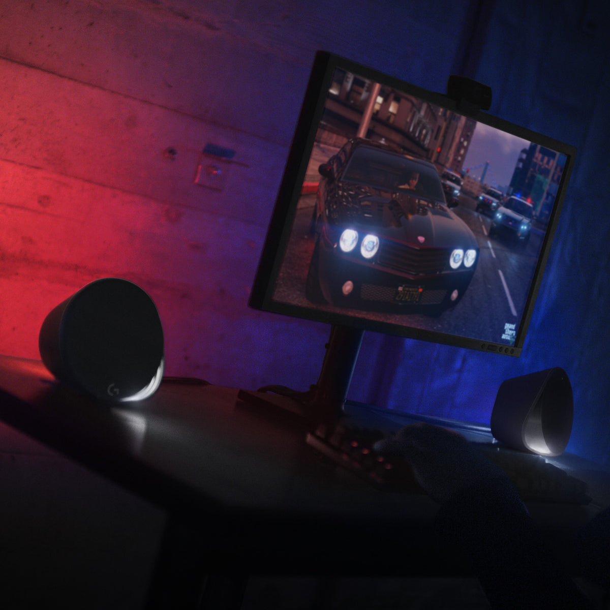 LOGI G560 LIGHTSYNC PC Gaming Speakers
