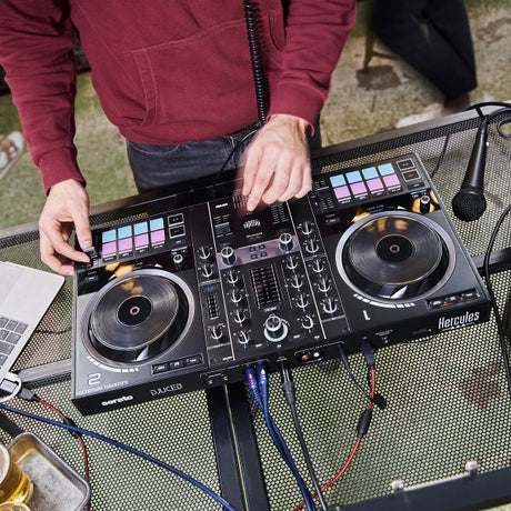 Hercules | DJControl Inpulse 500 | Speakers | USB connectivity