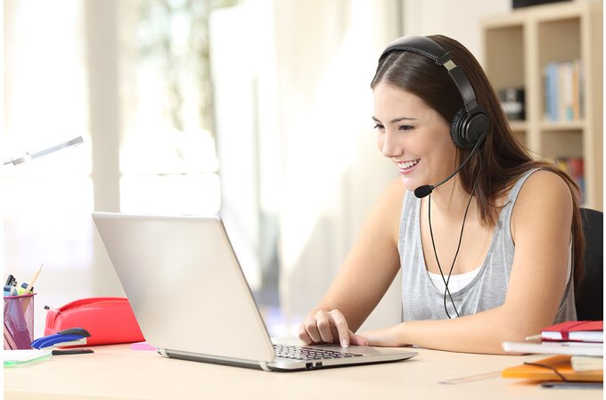 Kensington Classic Laidinės ausinės USB-C, Juoda