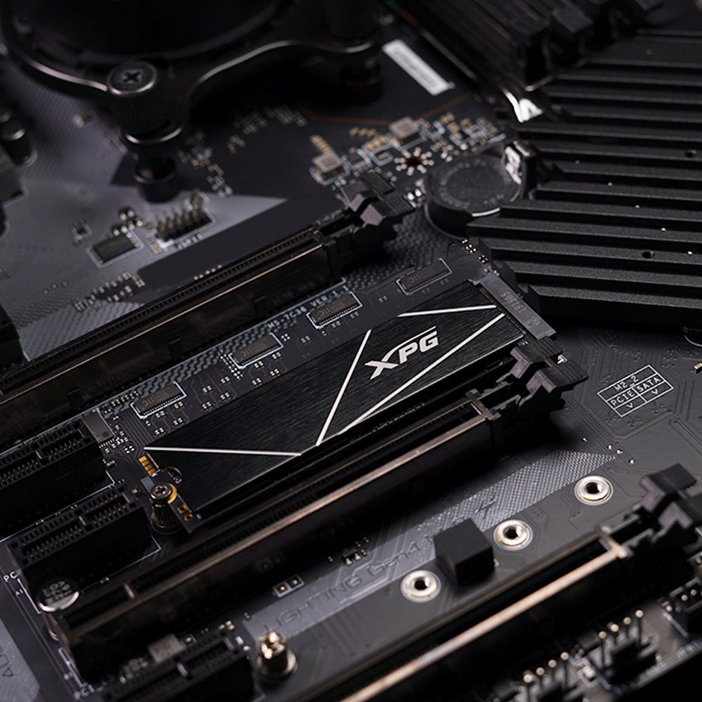 ADATA | XPG Gammix S70 BLADE | 1000 GB | SSD form factor M.2 2280 | Solid-state drive interface  PCIe Gen4x4 | Read speed 7400 MB/s | Write speed 6400 MB/s