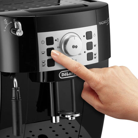 Delonghi | Coffee Maker | ECAM22.112.B Magnifica S | Pump pressure 15 bar | Built-in milk frother | Automatic | 1450 W | Black