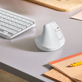 Logitech Lift Vertical Belaidė pelė, RF Wireless + Bluetooth, 4000 DPI, Off-white