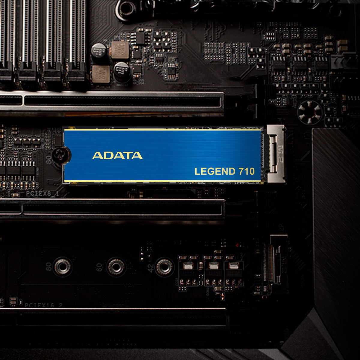 ADATA | LEGEND 710 | 1000 GB | SSD form factor M.2 2280 | Solid-state drive interface PCIe Gen3x4 | Read speed 2400 MB/s | Write speed 1800 MB/s