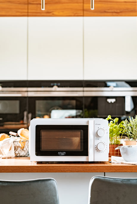 Adler | Microwave Oven | AD 6205 | Free standing | 700 W | White