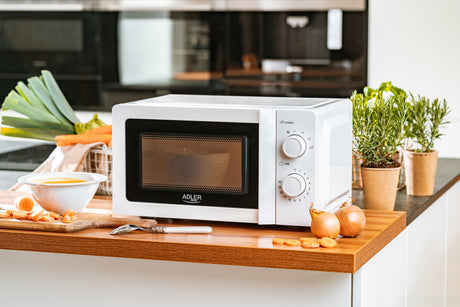 Adler | Microwave Oven | AD 6205 | Free standing | 700 W | White