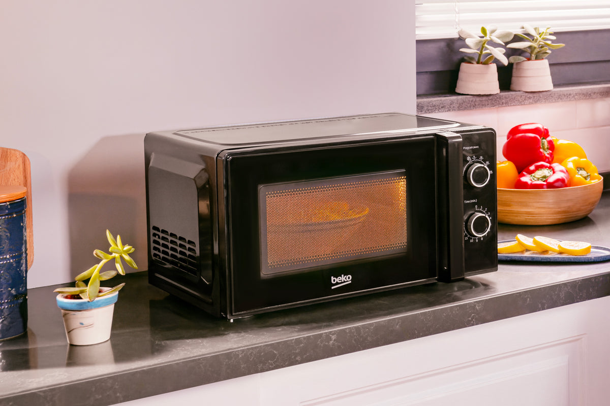 BEKO Microwave MOC20100BFB, 700W, 20L, 900W, Black
