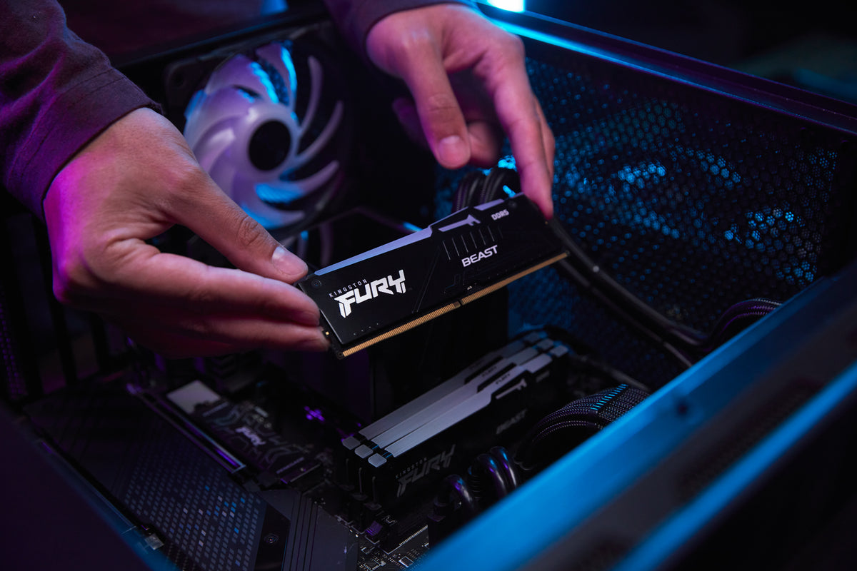 Kingston KF564C32BBEA-32 32GB 6400MT/s DDR5 CL32 DIMM FURY Beast Black RGB EXPO | Kingston
