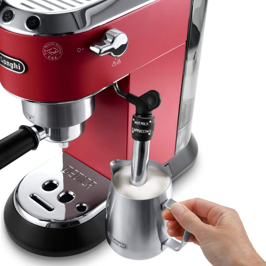 Delonghi | Espresso Coffee Maker | Dedica Style EC 685.R | Pump pressure 15 bar | Built-in milk frother | Semi-automatic | 1300 W | Red