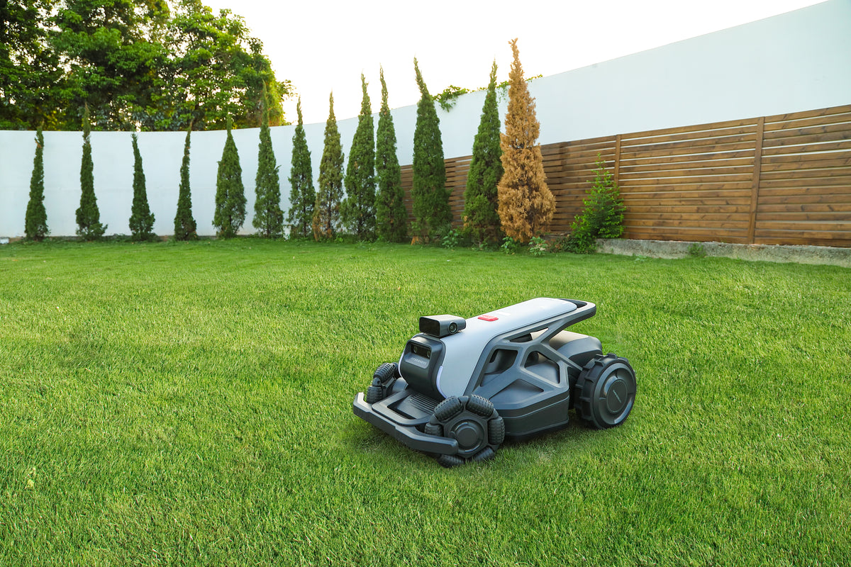 AIRSEEKERS LIMITED | Tron MAX 300° AI Vision Mulching Mower, 3600m², Ai Vision + NRTK