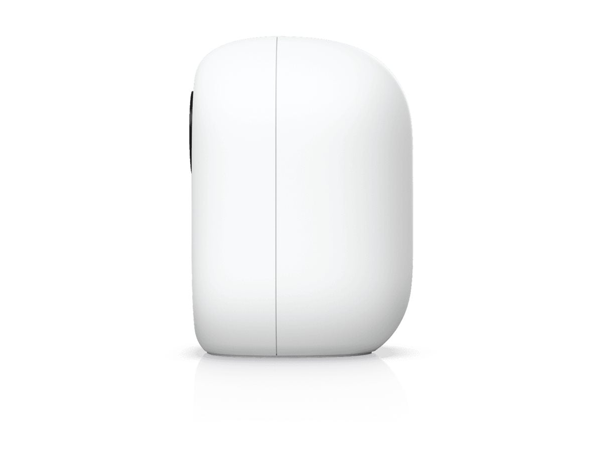 Ubiquiti | Plug-and-play, 4K WiFi-connected camera | UVC-G6-INS-W | 8 MP | Fixed | IPX5