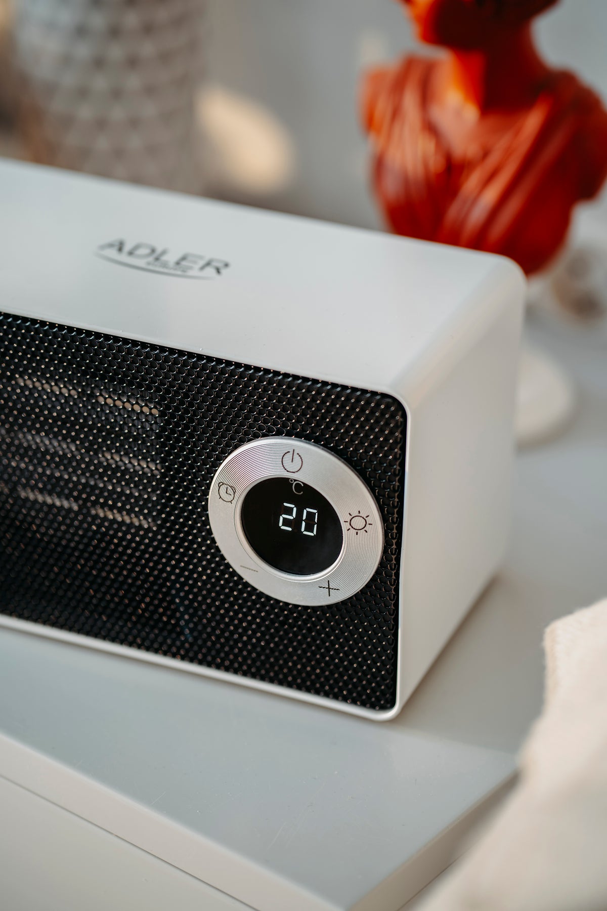 Adler | AD 7746 | Ceramic fan heater | 1000 W | Number of power levels 2 | White