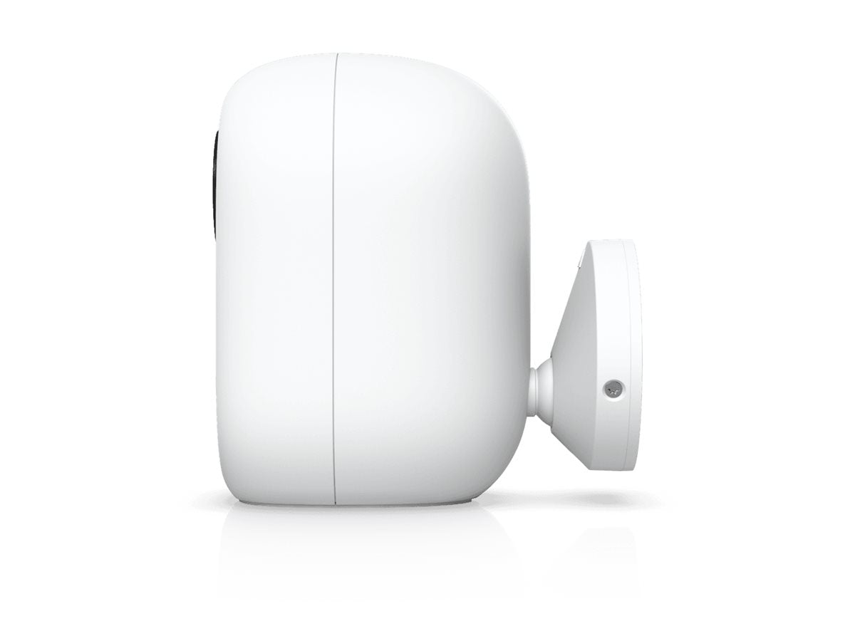 Ubiquiti | Plug-and-play, 4K WiFi-connected camera | UVC-G6-INS-W | 8 MP | Fixed | IPX5